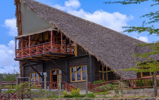 https://www.zootopiaadventures.com/Sirville Lake Elementaita Lodge